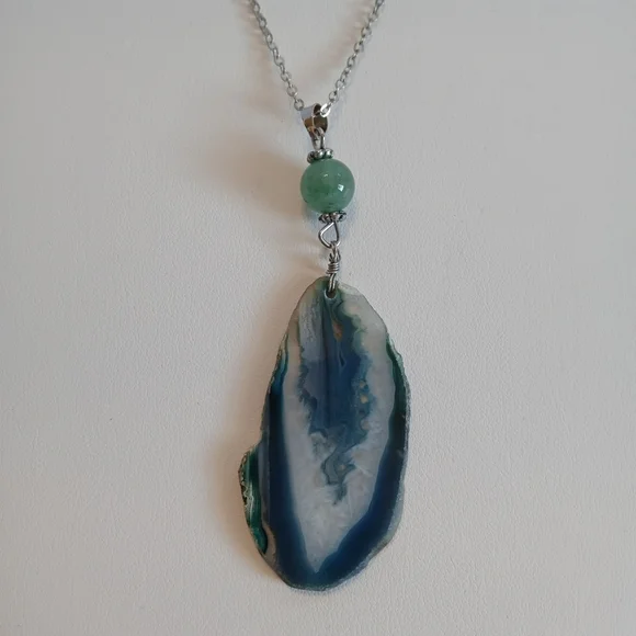 Beautiful 31" Agate Geode Slice Pendant SSilver Chain Spring Ring Vibrant Color - Picture 4 of 6
